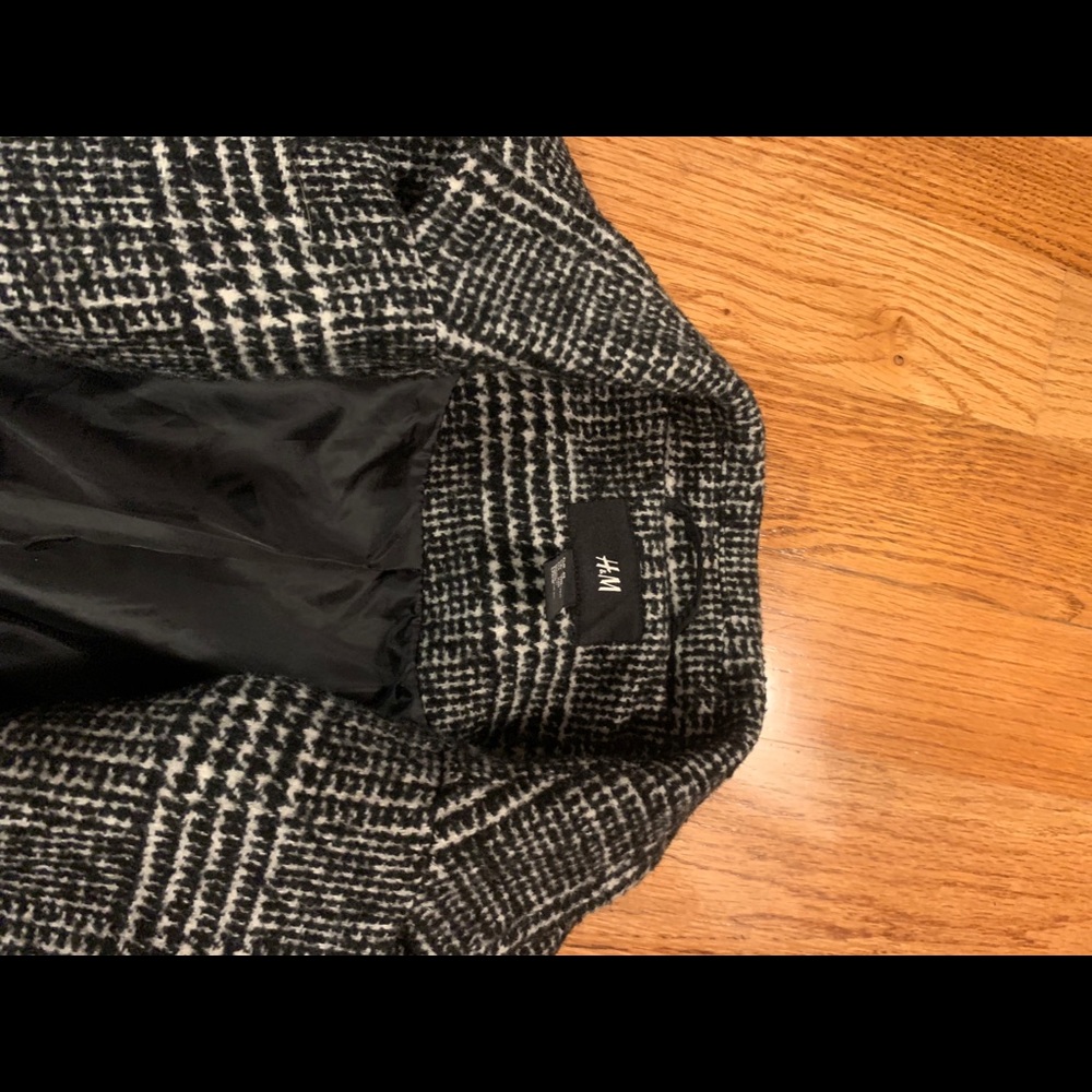 H&M jacket - Picture 2 of 3